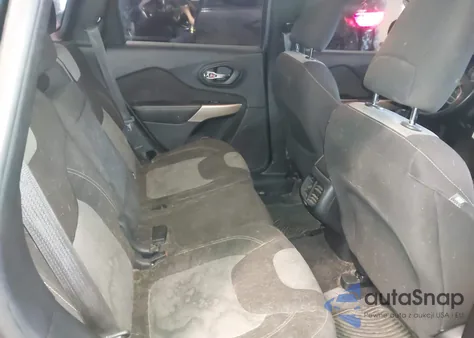 2017 Jeep Cherokee Sport 4X4 from USA, damaged, VIN 1C4PJMAB6HD22697